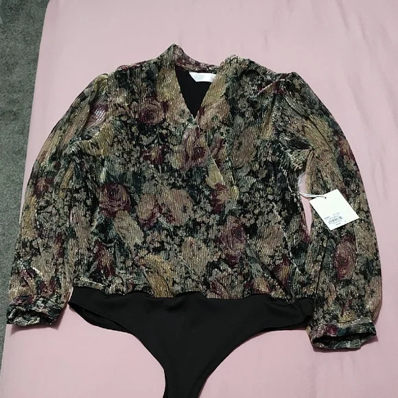 LC Lauren Conrad Floral Print Bodysuit - Black and Purple - Picture 2 of 5
